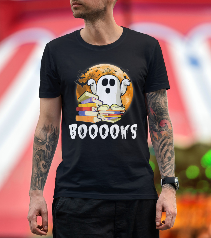 Booooks Adorable Ghost Reading Books with Pumpkins and Bats T-Shirt