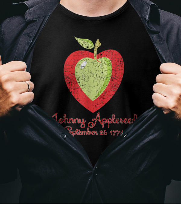 Johnny Appleseed September 26 1774 Distressed Apple Heart Orchard T-Shirt