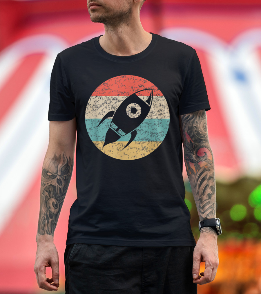 Retro Rocket Space Vintage Spaceship for Science Lovers T-Shirt