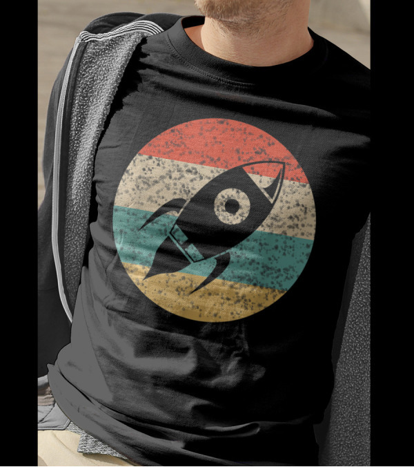 Retro Rocket Space Vintage Spaceship For Science Lovers T-Shirt