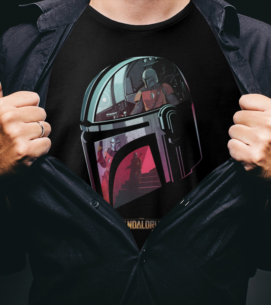 The Mandalorian Helmet Reflection Scene T-Shirt