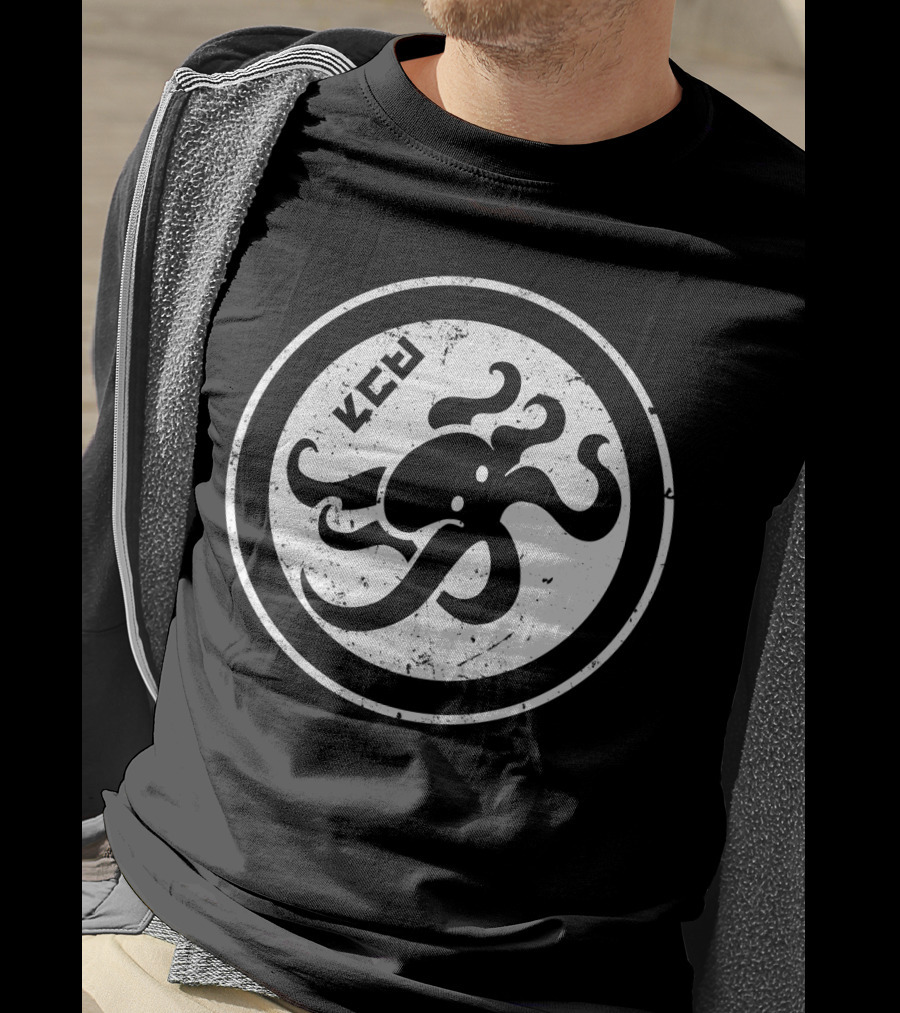 Splatoon-Inspired Octopus Emblem With Inkling Script Circle T-Shirt
