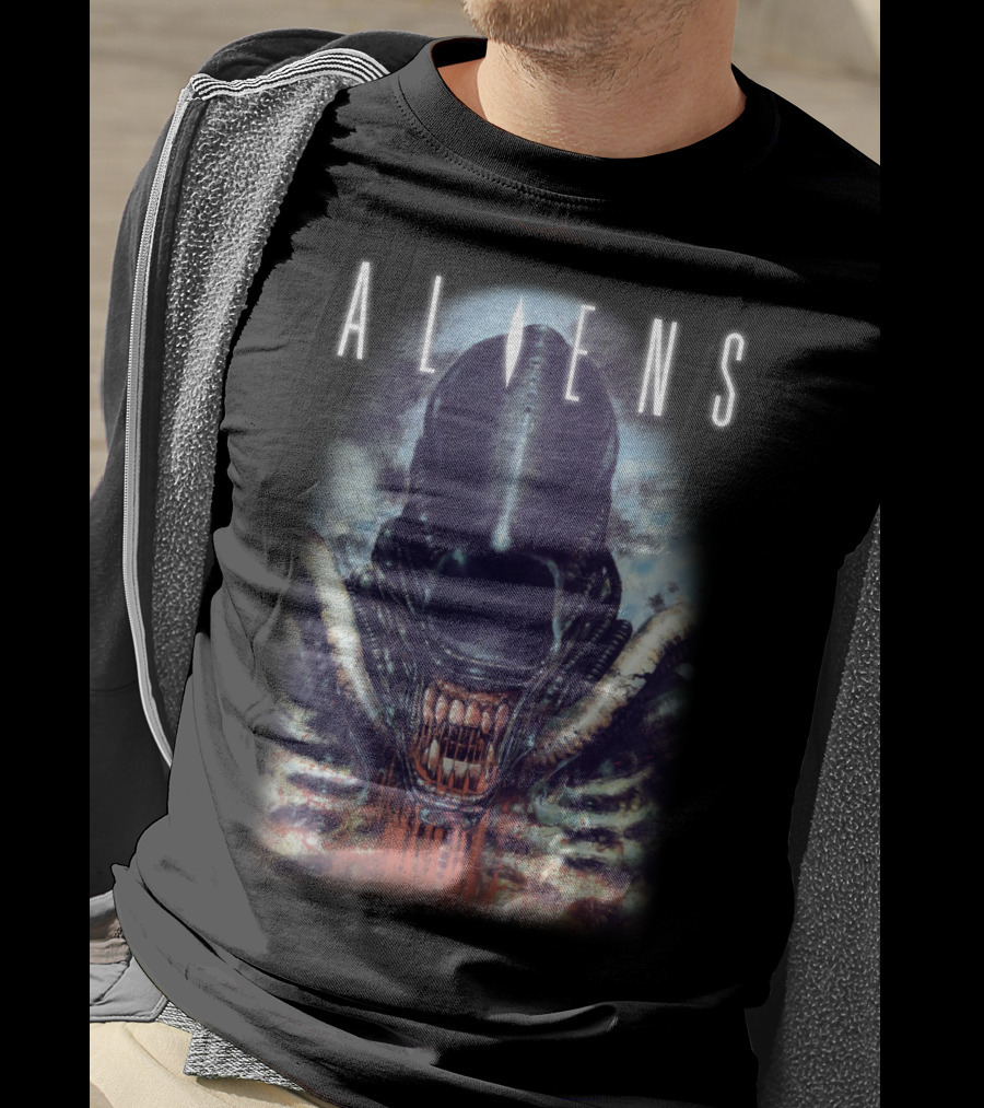 Aliens Bloody Jaw Xenomorph Face T-Shirt