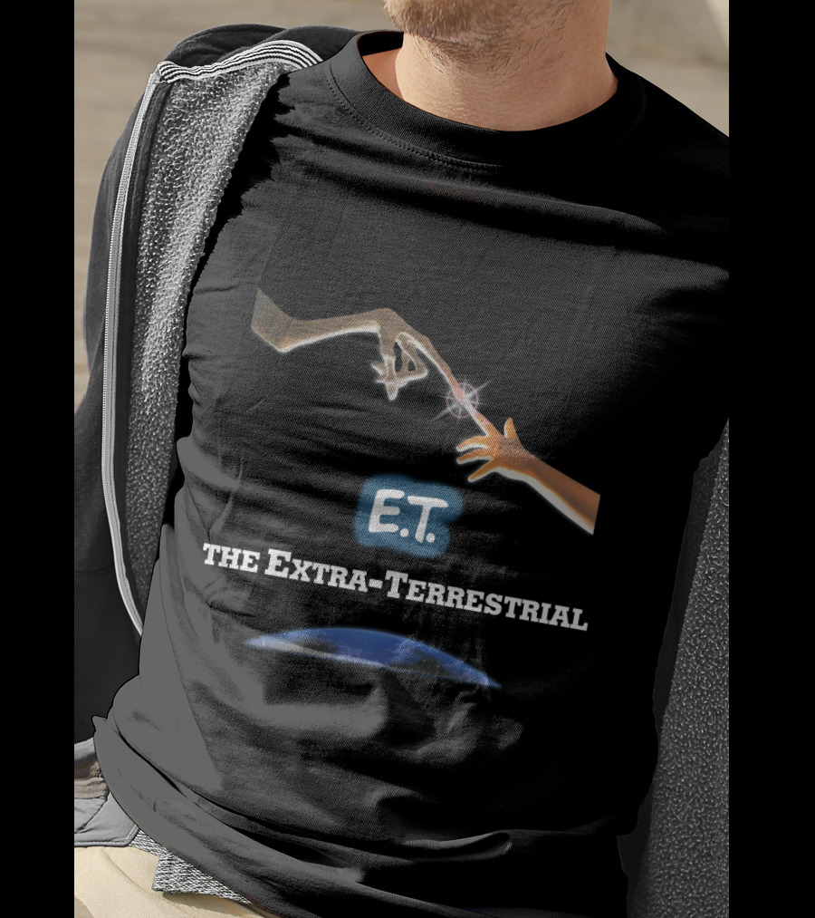 E.T. The Extra-Terrestrial Iconic Finger Touch And Earth T-Shirt
