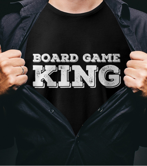 BOARD GAME KING Funny Chess Player Geek T-Shirt