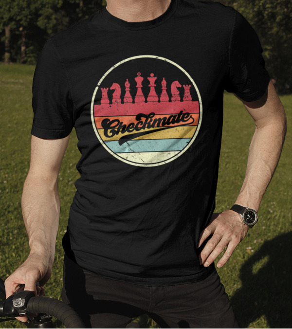 Checkmate Retro Chess Piece Circle T-Shirt