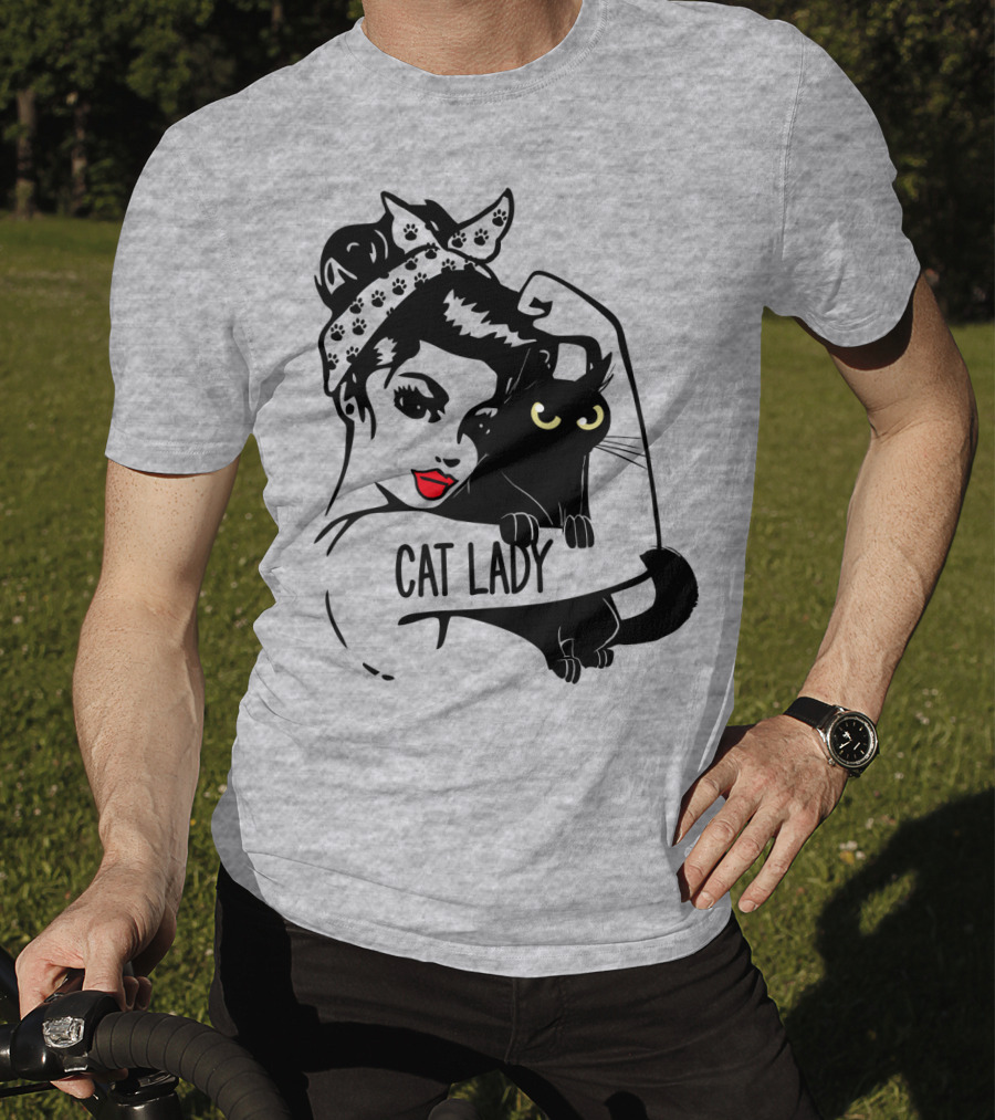 Cat Lady Retro Style With Black Cat And Polka Dot Bandana T-Shirt