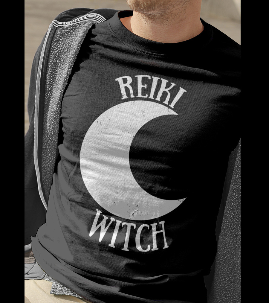 Reiki Witch Moon Crescent T-Shirt