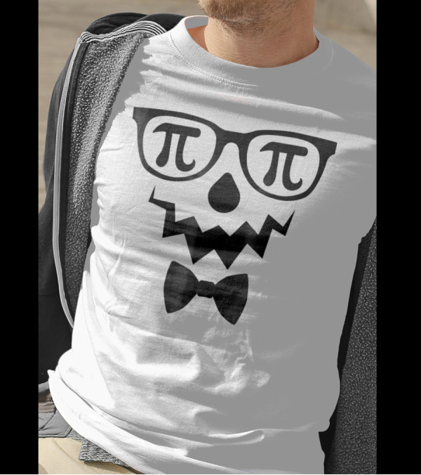 Pumpkin Pi Nerd Glasses Bow Tie T-Shirt