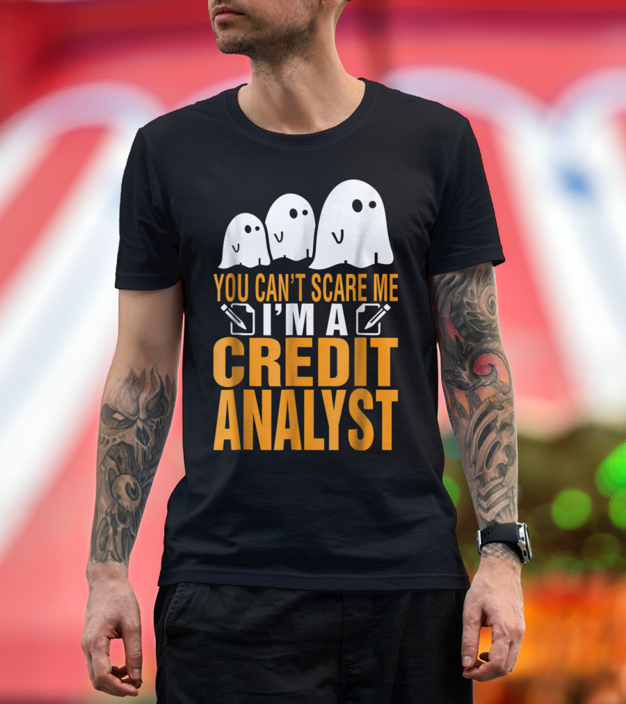 You Can't Scare Me I'm A Credit Analyst Ghost Icons T-Shirt