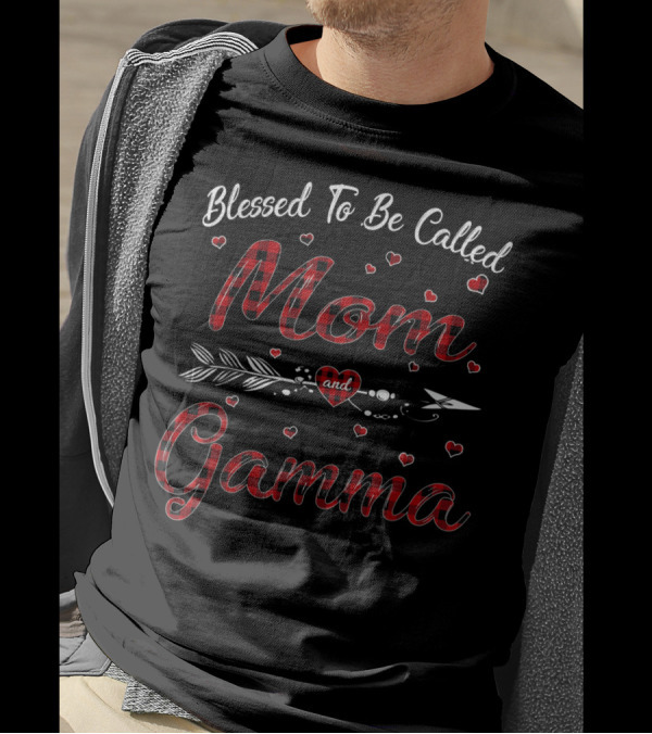 Blessed To Be Called Mom And Gamma Red Plaid Hearts T-Shirt