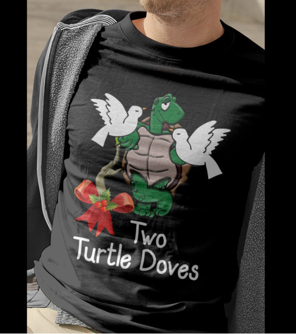 Funny Two Turtle Doves Twelve Days Christmas Holiday T-Shirt