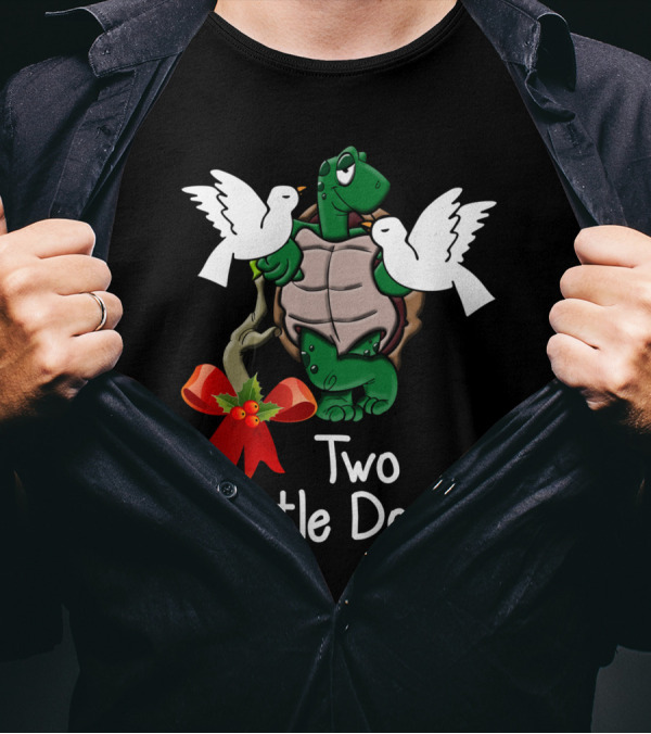 Funny Two Turtle Doves Twelve Days Christmas Holiday T-Shirt