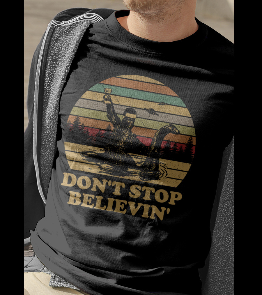 Don't Stop Believin' Bigfoot Loch Ness Vintage Sunset Retro T-Shirt