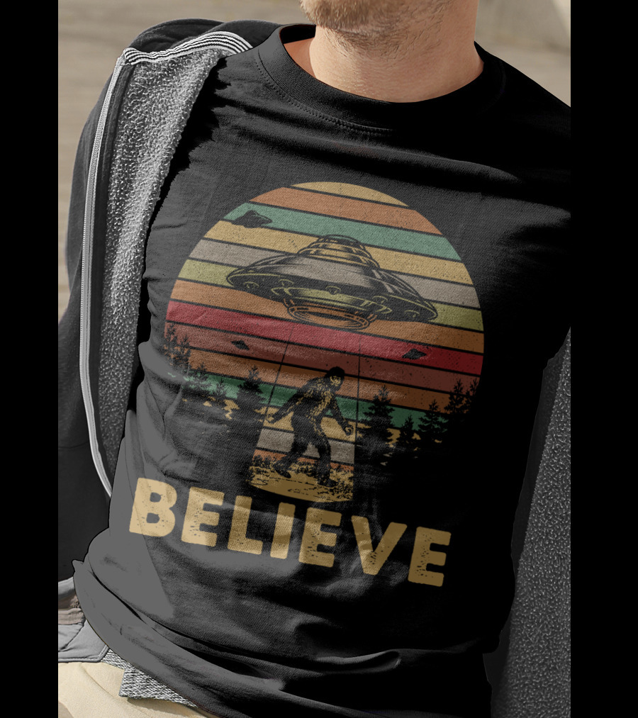 Believe Bigfoot UFO Vintage Stripes Forest Retro T-Shirt