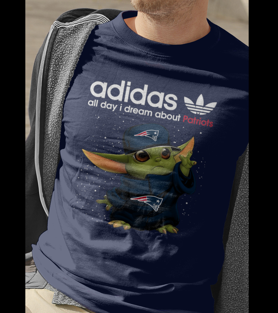 All Day I Dream About Patriots Yoda T-Shirt
