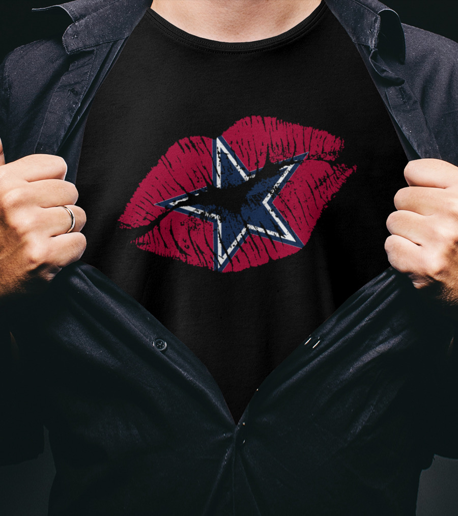 Dallas Cowboys Lips Star Background Black Red Blue T-Shirt