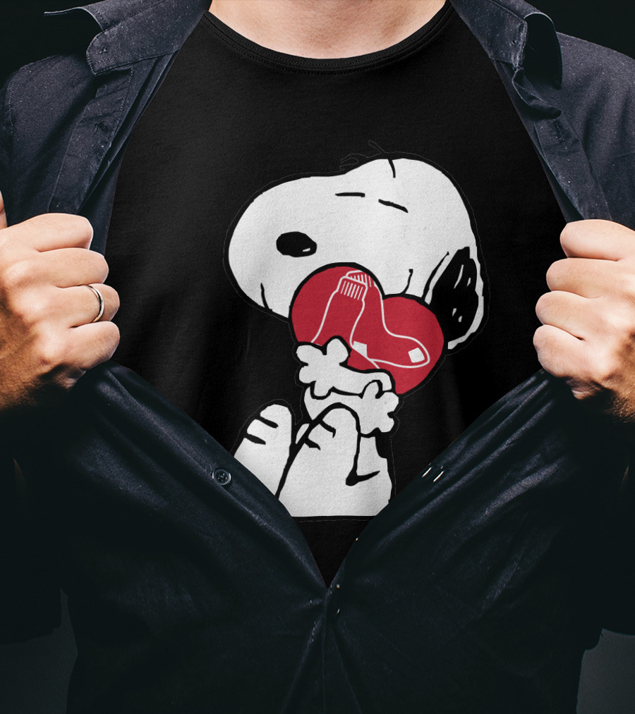 Snoopy Hugging Boston Red Sox T-Shirt