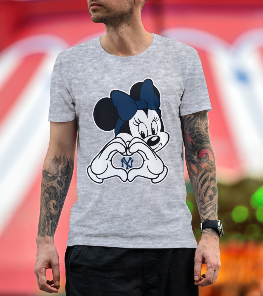 Minnie Mouse Love Heart New York Yankees T-Shirt