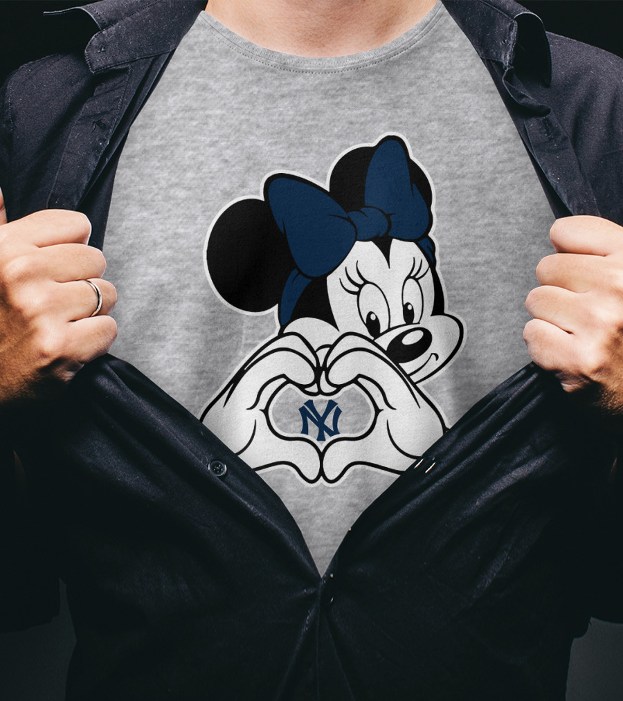 Minnie Mouse Love Heart New York Yankees T-Shirt
