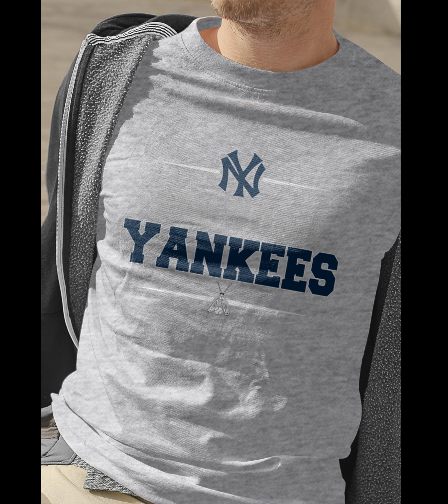 New York Yankees Ny Logo With Baseball Bats T-Shirt