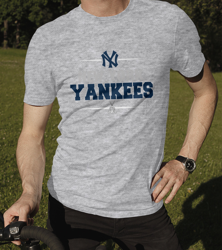 New York Yankees Ny Logo With Baseball Bats T-Shirt