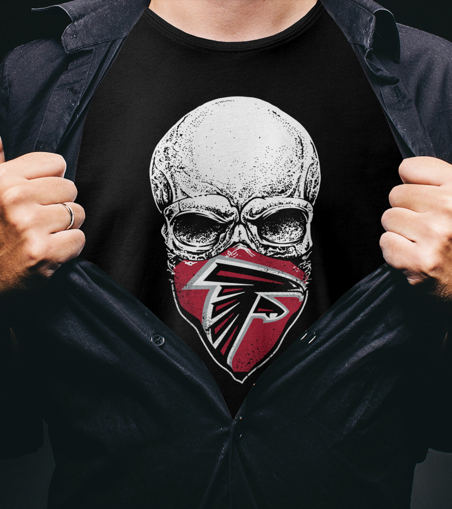 Atlanta Falcons Skull Bandana T-Shirt