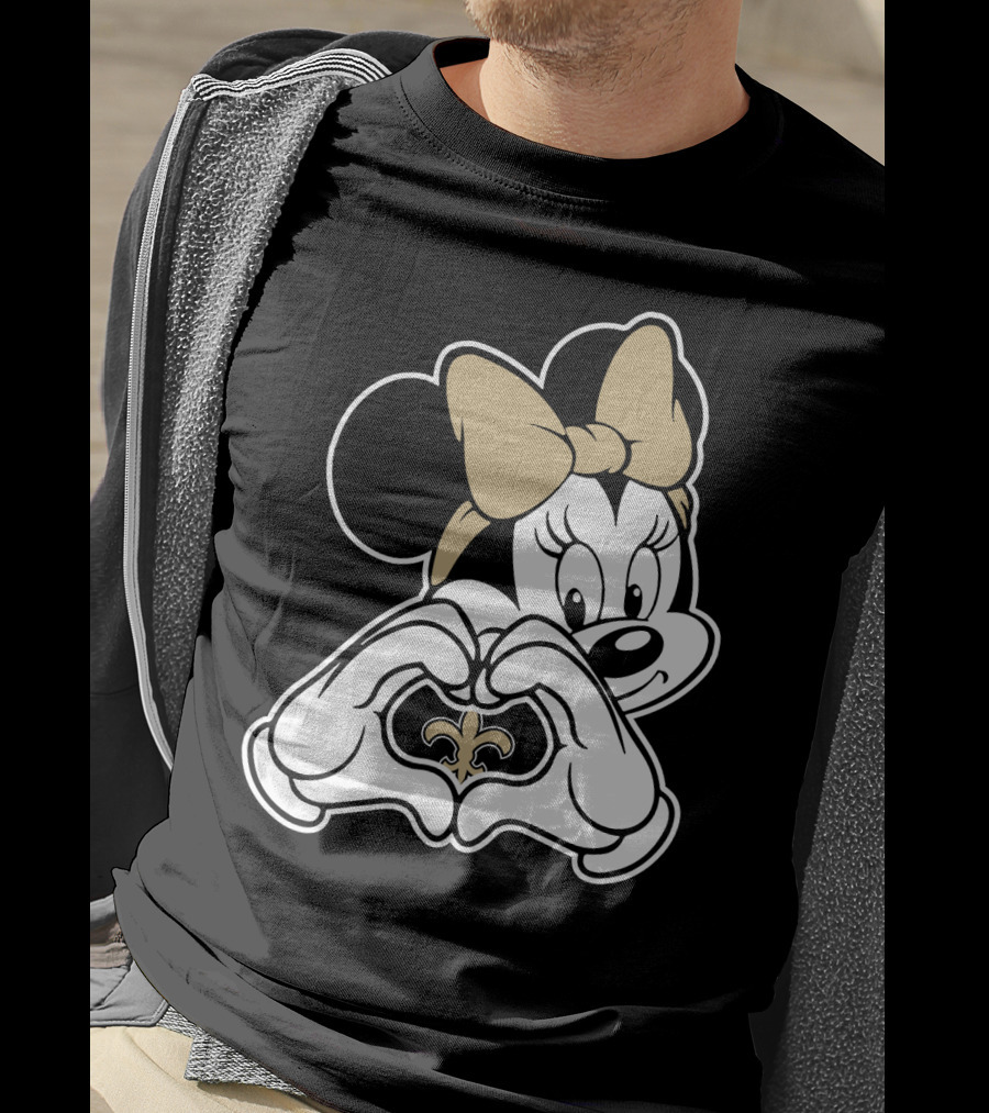 Minnie Mouse Heart Hands New Orleans Saints T-Shirt
