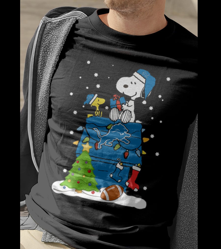 Detroit Lions Snoopy Christmas Football House With Tree And Stockings T-Shirt