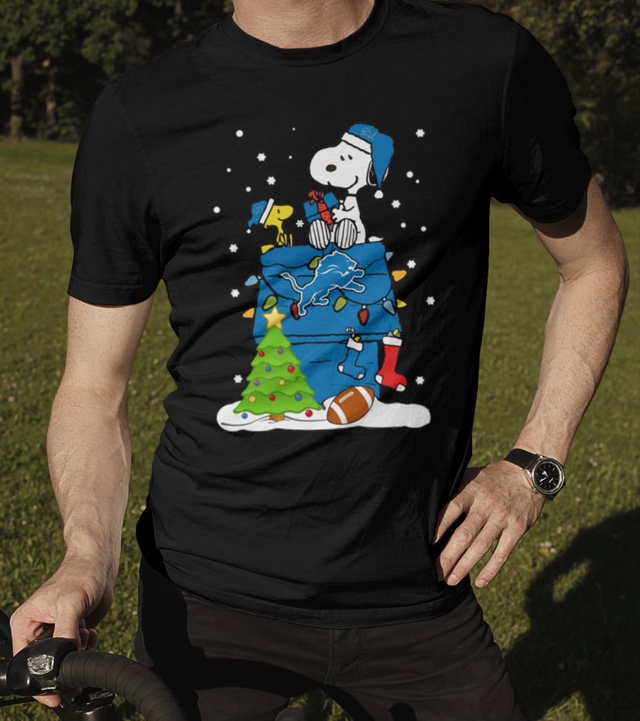 Detroit Lions Snoopy Christmas Football House With Tree And Stockings T-Shirt