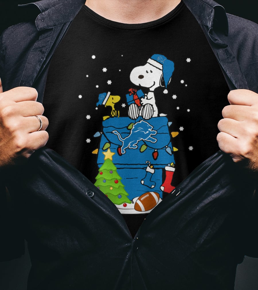 Detroit Lions Snoopy Christmas Football House With Tree And Stockings T-Shirt