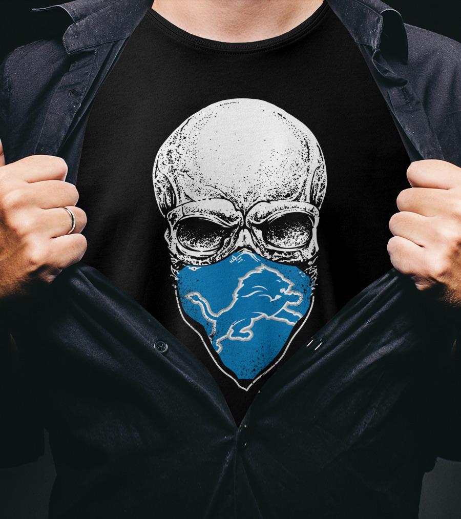 Detroit Lions Skull Bandana T-Shirt