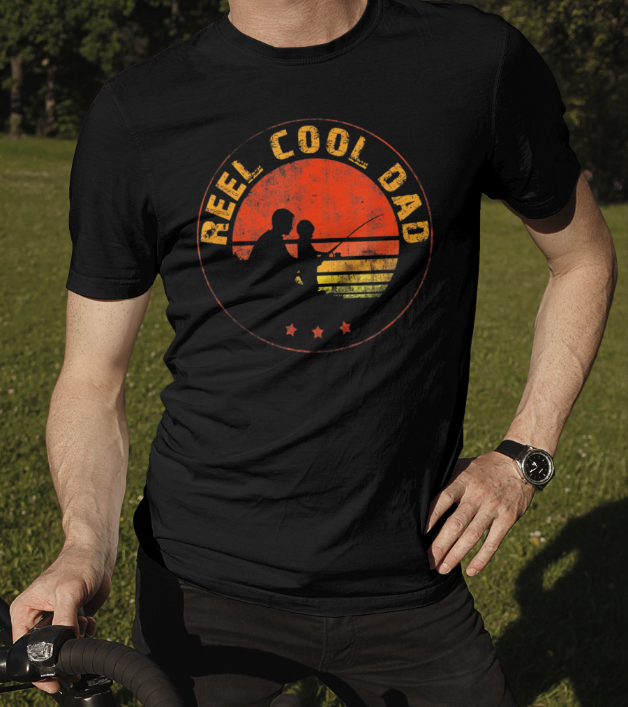 Reel Cool Dad Vintage Sunset Fishing Father And Child T-Shirt