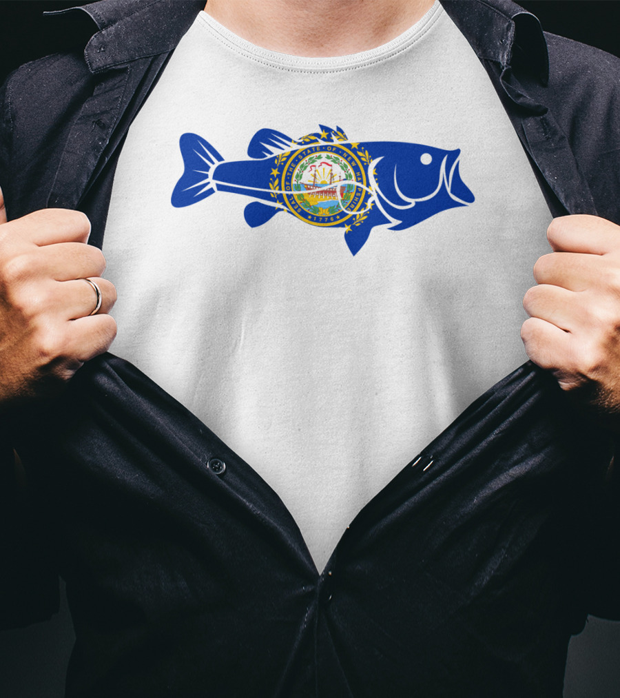 New Hampshire Large Mouth Bass Freshwater Dock Fishing State Seal Integration T-Shirt