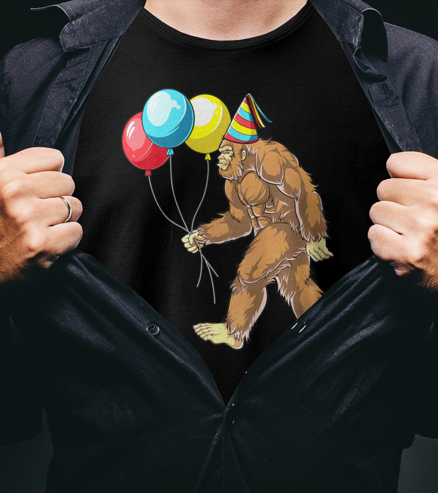 Bigfoot It's My Birthday Kids Boys Sasquatch Party With Balloons And Party Hat T-Shirt