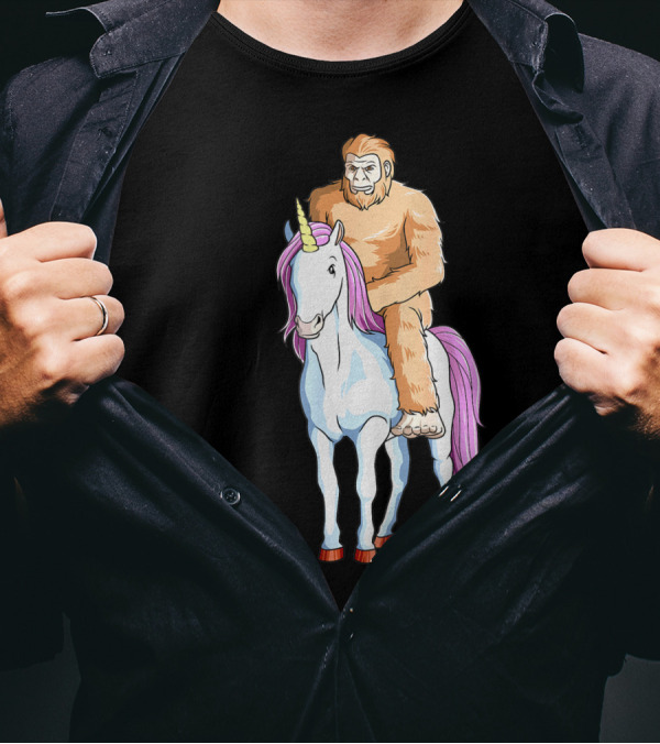 Bigfoot Sasquatch Riding Unicorn Mythical Creature Adventure T-Shirt