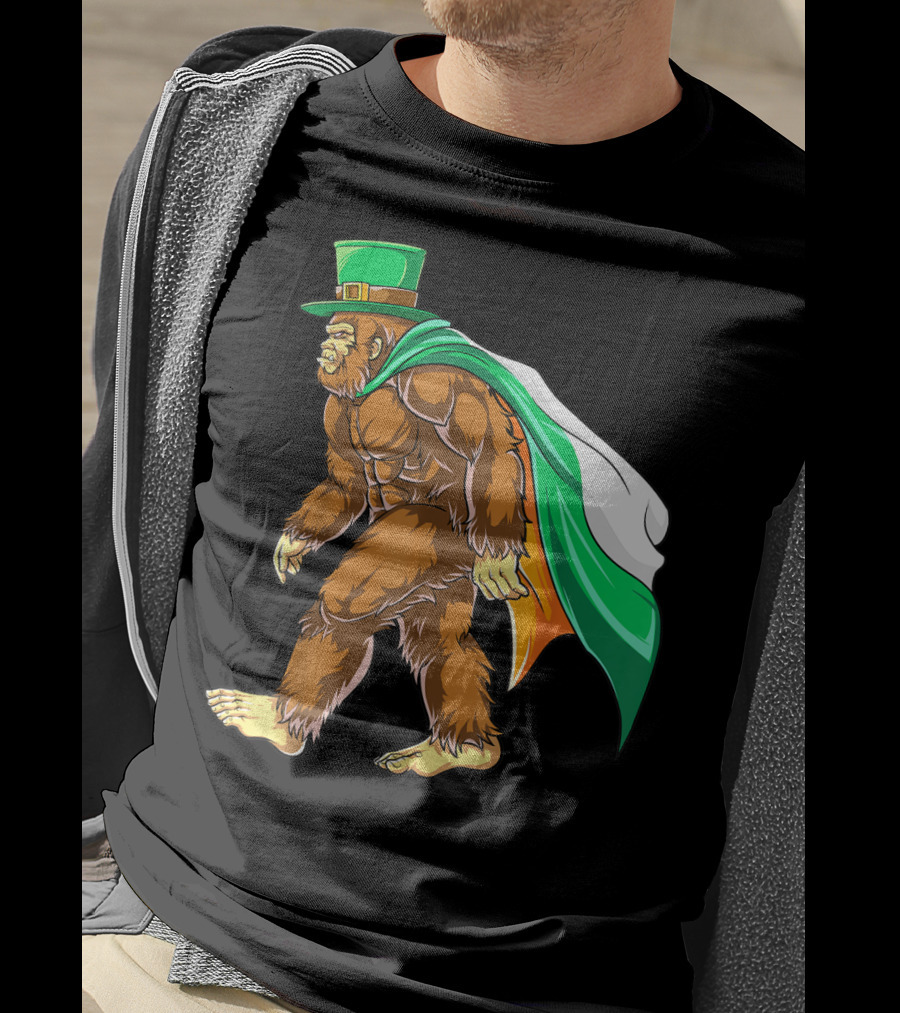 Bigfoot St Patricks Day Boys Leprechaun Irish Flag Sasquatch T-Shirt