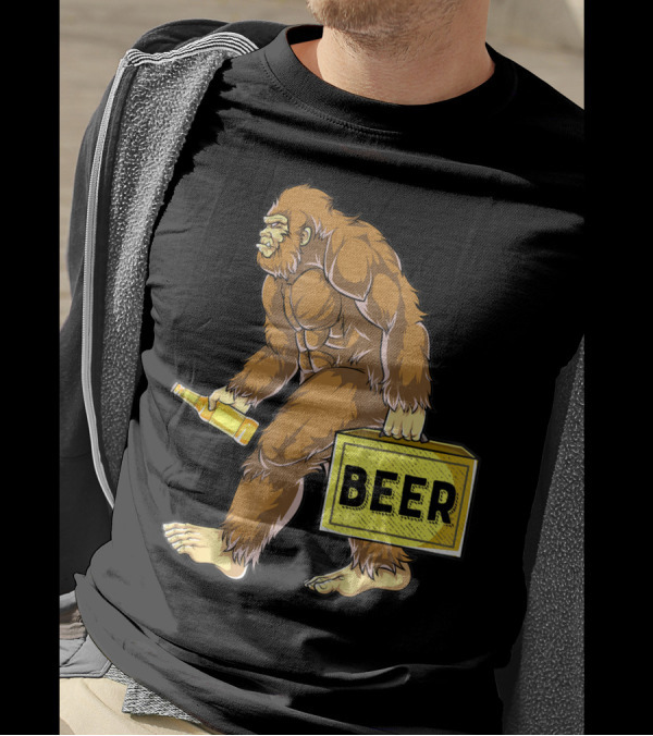Bigfoot With Beer Funny Sasquatch Drinking Party Carrying Beer Box T-Shirt