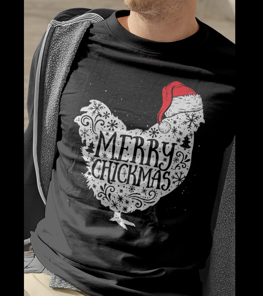 Merry Chickmas Chicken With Santa Claus Hat T-Shirt