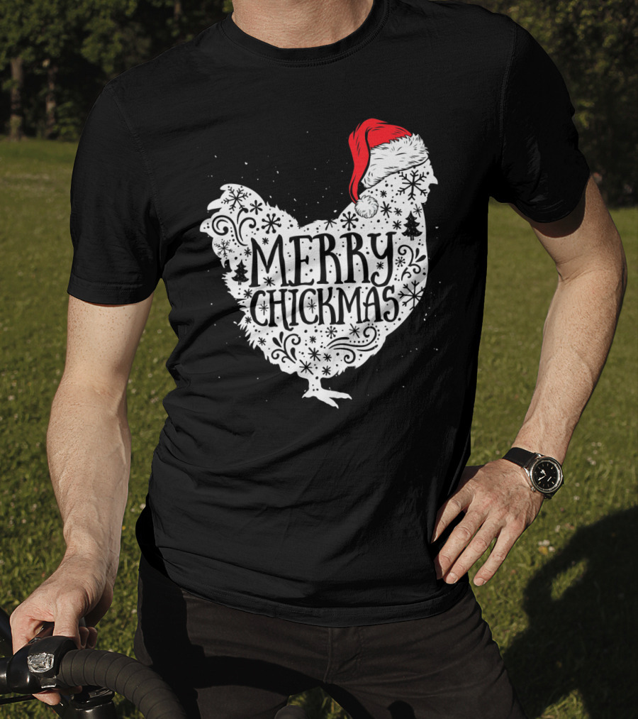 Merry Chickmas Chicken With Santa Claus Hat T-Shirt