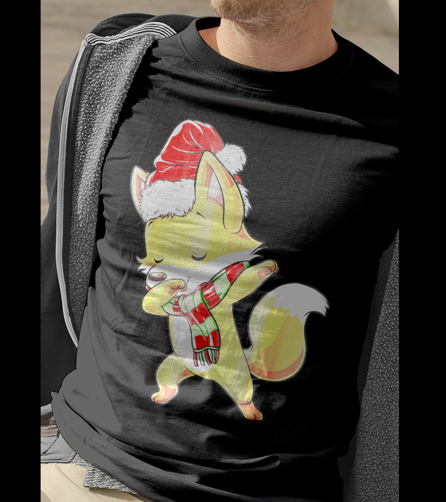 Christmas Fox Dabbing In Santa Hat And Scarf T-Shirt