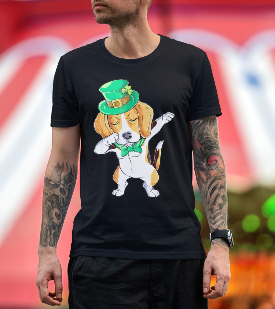 Dabbing Beagle in St Patricks Day Leprechaun Hat and Bowtie T-Shirt