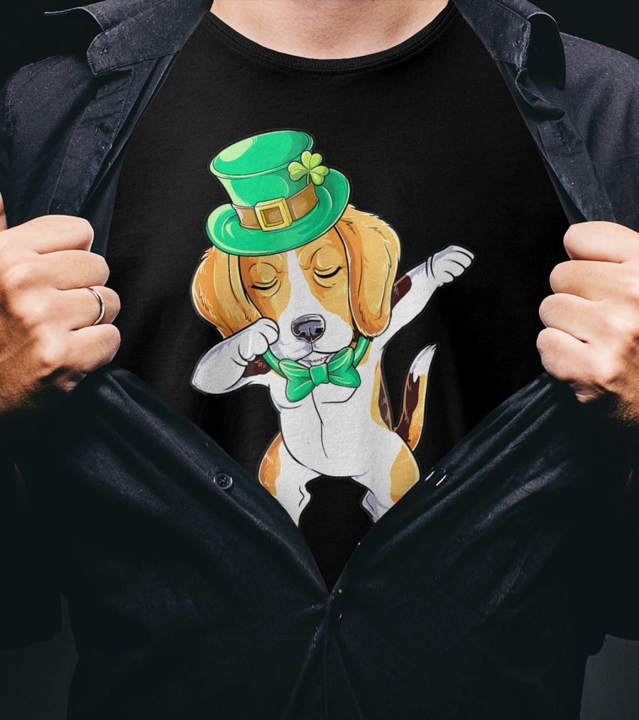 Dabbing Beagle In St Patricks Day Leprechaun Hat And Bowtie T-Shirt