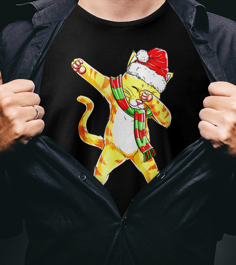 Dabbing Cat Santa With Festive Hat And Scarf T-Shirt