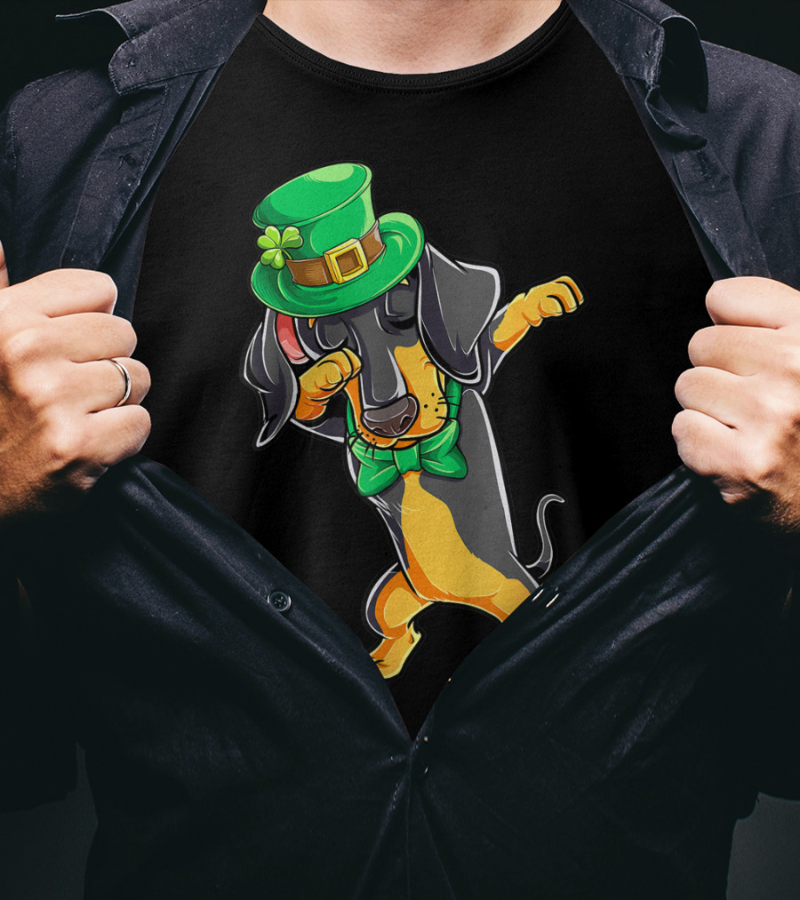 Dabbing Dachshund St Patricks Day Leprechaun Hat And Bow Tie T-Shirt