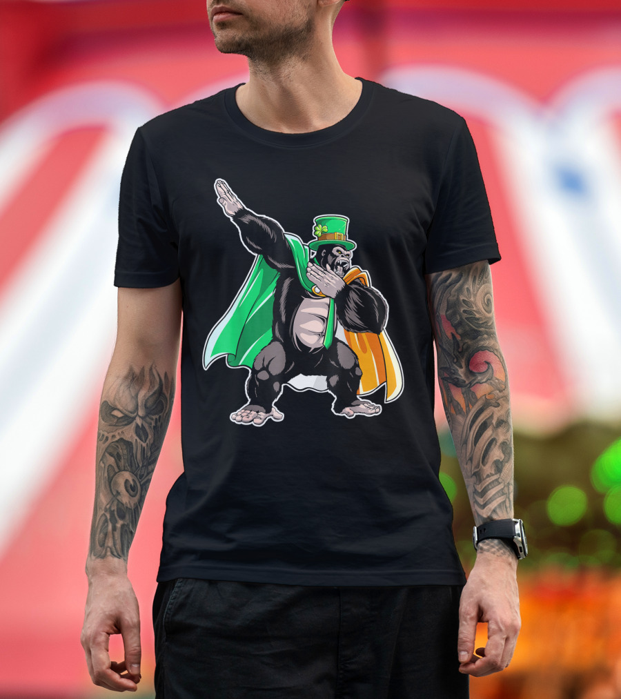 Dabbing Gorilla St Patricks Day Men Leprechaun Irish Cape T-Shirt