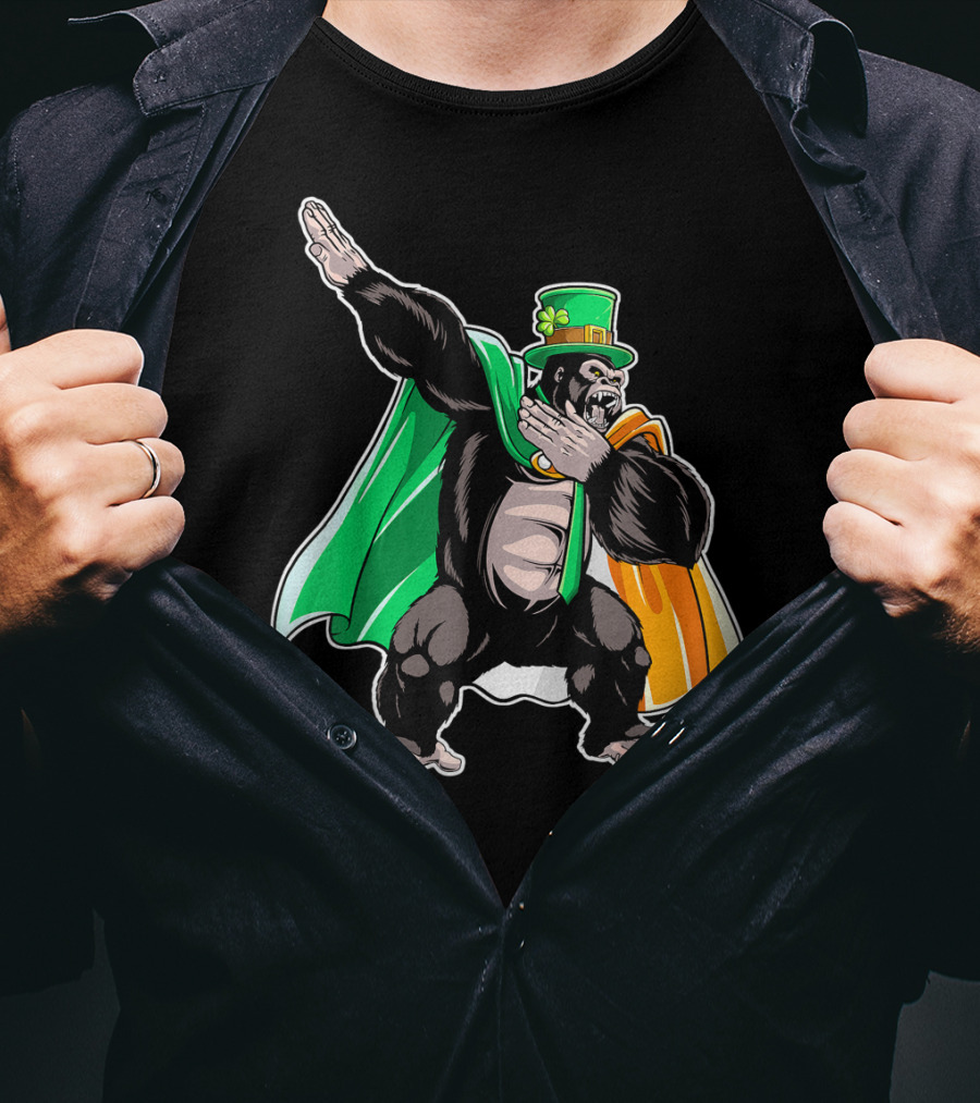 Dabbing Gorilla St Patricks Day Men Leprechaun Irish Cape T-Shirt
