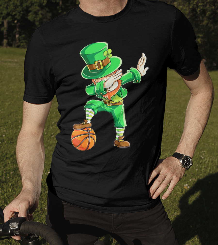 Dabbing Leprechaun On Basketball St. Patrick's Day Fun T-Shirt