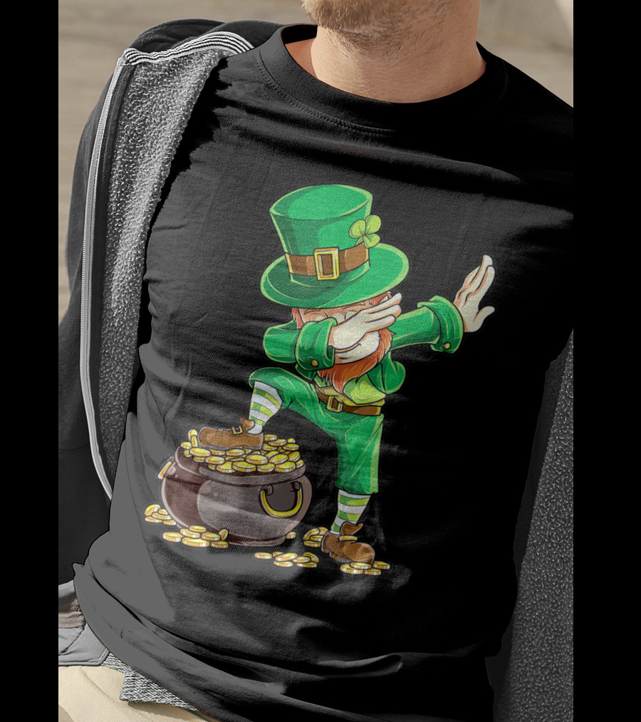 Dabbing Leprechaun Pot Of Gold St Patricks Day T-Shirt