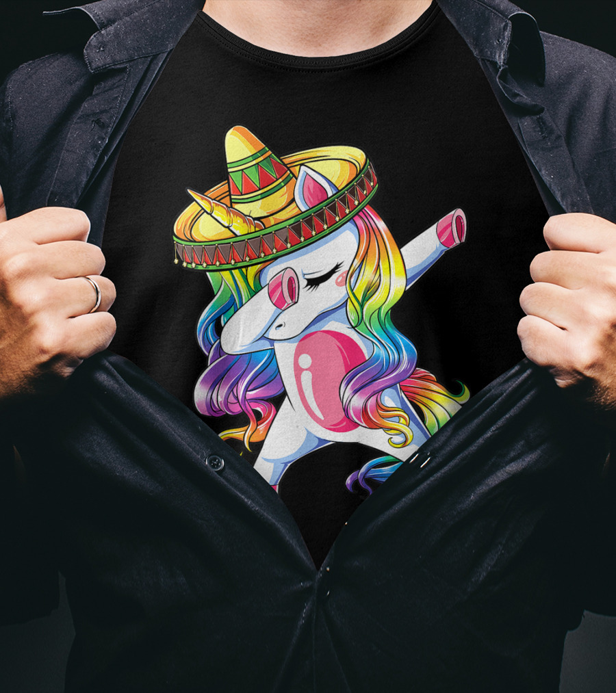 Funny Dabbing Unicorn Rainbow Sombrero Cinco De Mayo Women T-Shirt